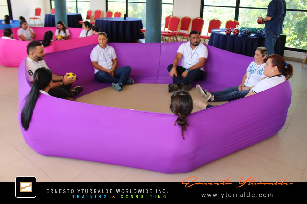 Team Building empresarial orientado al desarrollo de equipos colaborativos